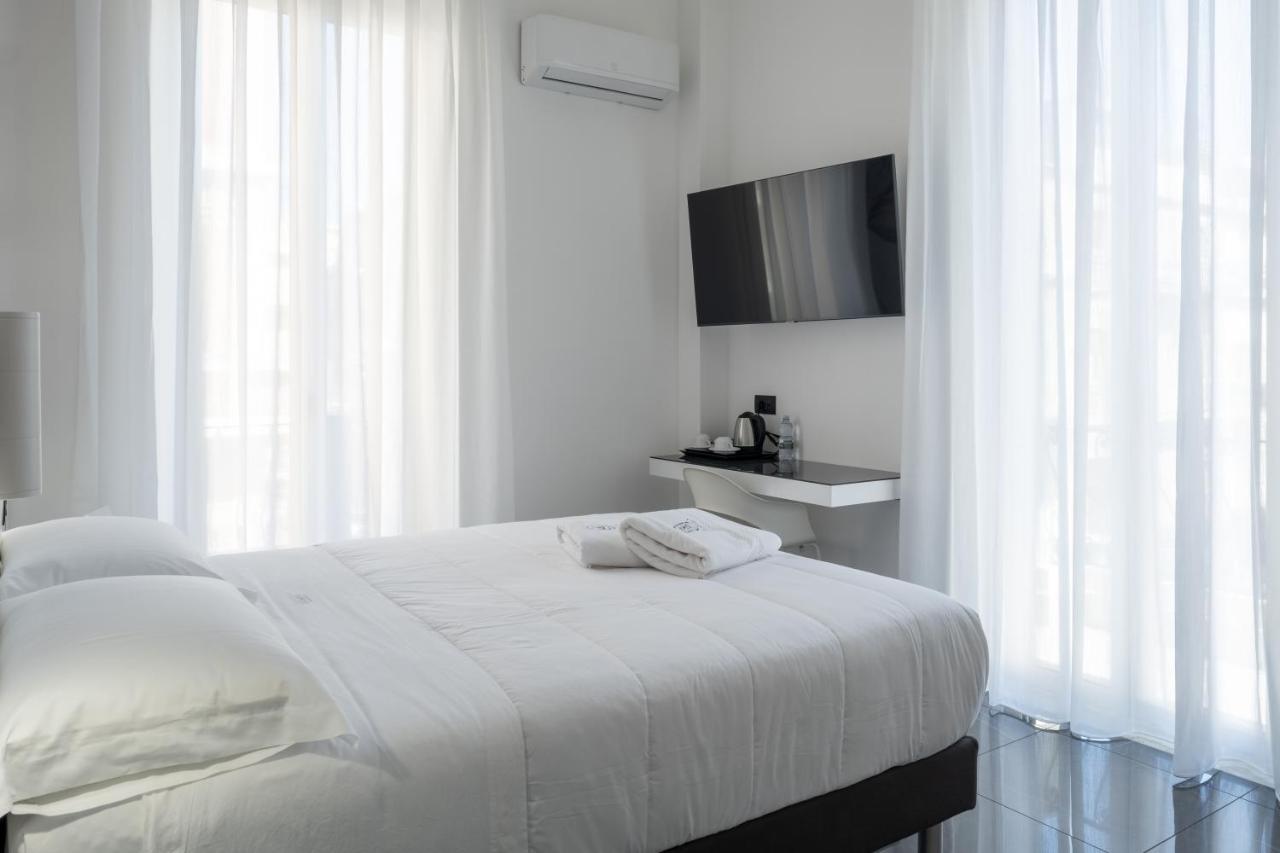 Domea Superior Rooms Bed And Breakfast Reggio Calabria Exterior photo
